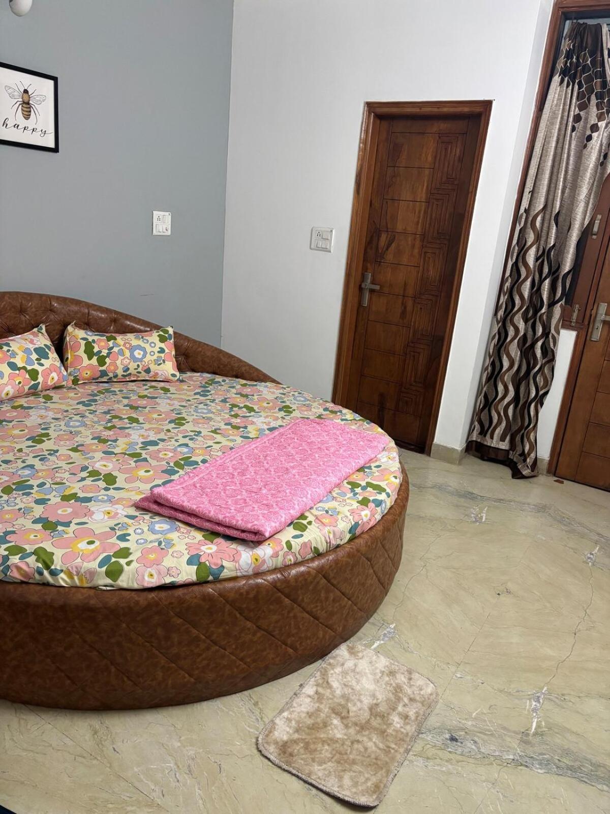 Luxurious House Near Yashobhoomi