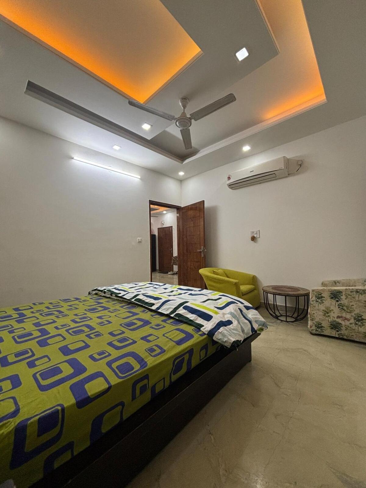 Luxurious House Near Yashobhoomi * New Delhi