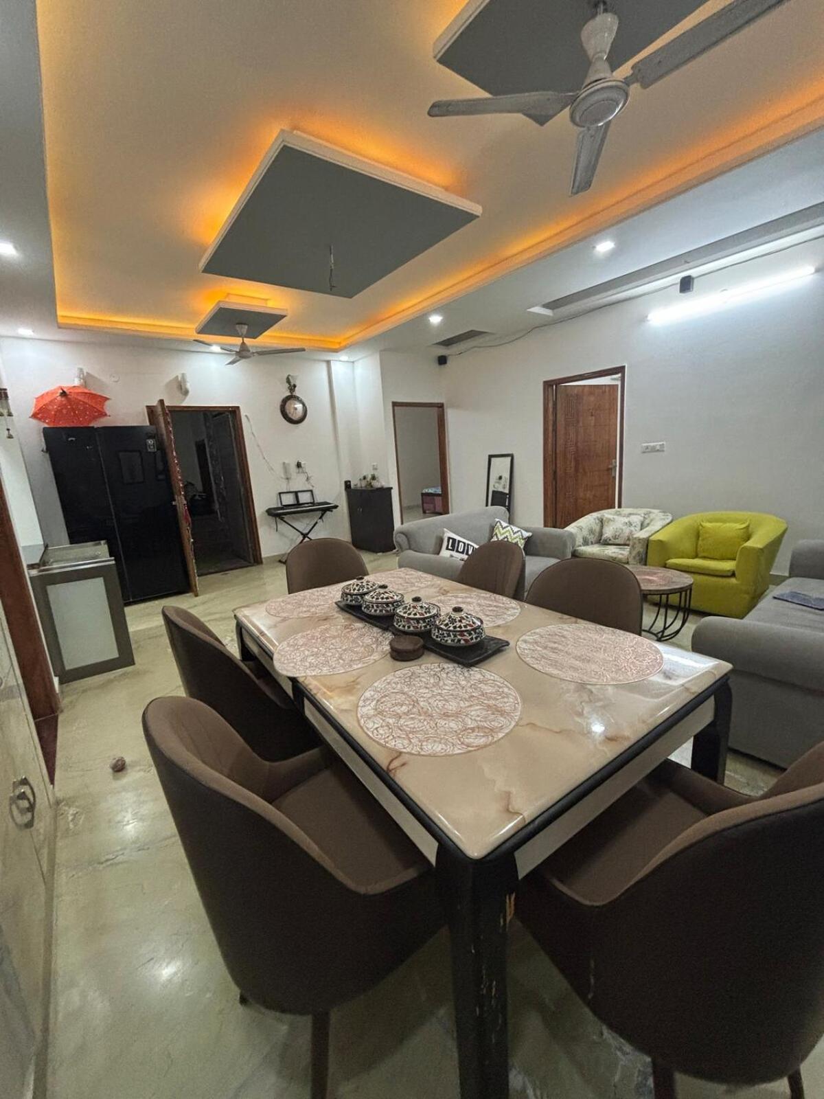 Luxurious House Near Yashobhoomi * New Delhi
